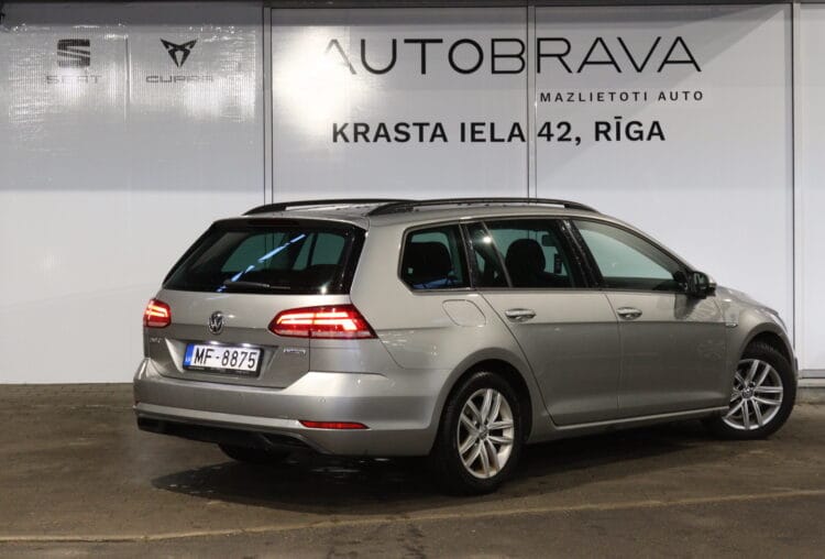 Volkswagen Golf 7 Variant Bluemotion.