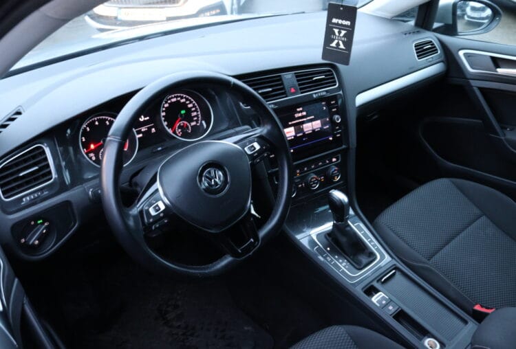 Volkswagen Golf 7 Variant Bluemotion.