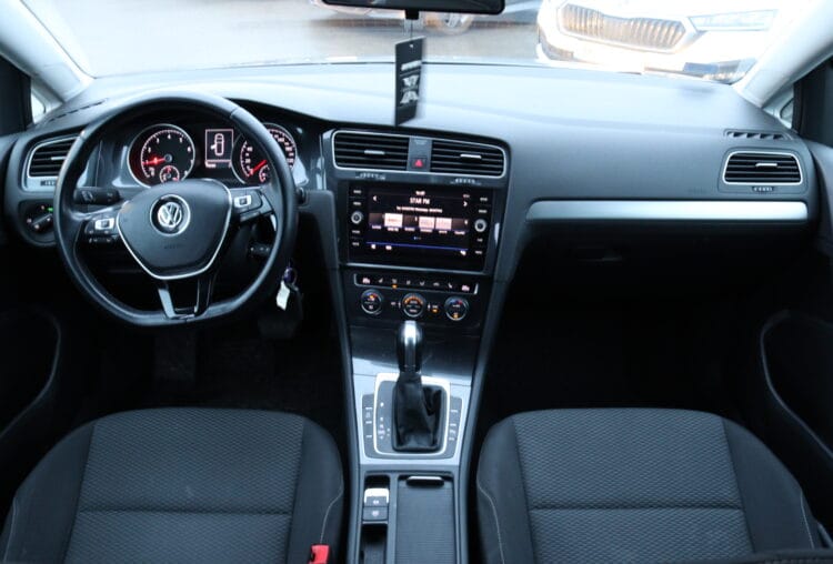 Volkswagen Golf 7 Variant Bluemotion.