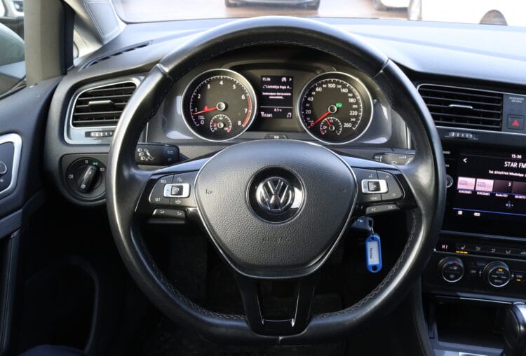 Volkswagen Golf 7 Variant Bluemotion.