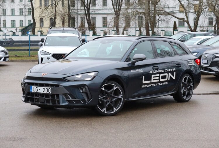 CUPRA New Leon Sportstourer