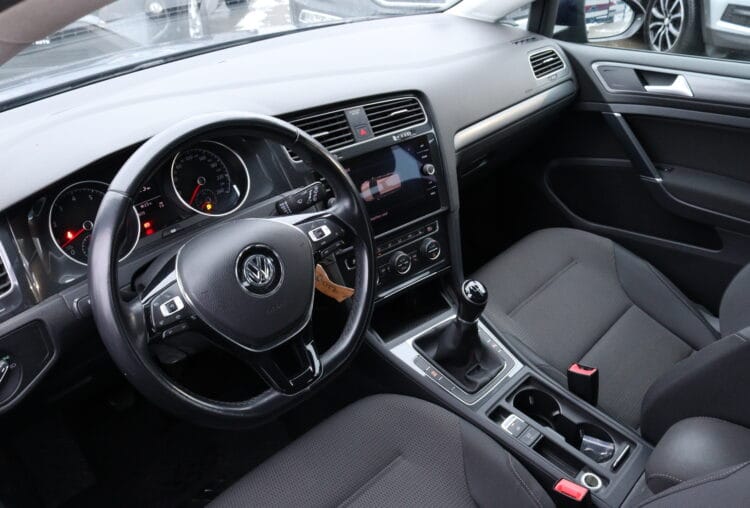 Volkswagen Golf 7 Variant Bluemotion.