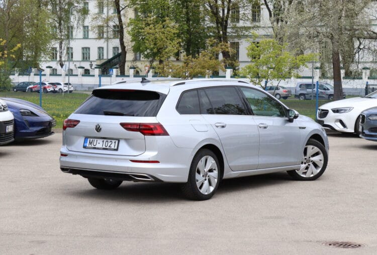 VW Golf 8 Varinat