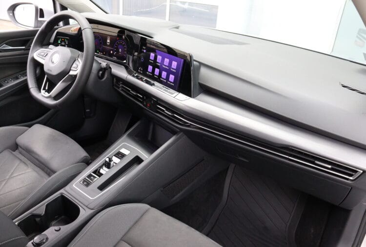 VW Golf 8 Varinat
