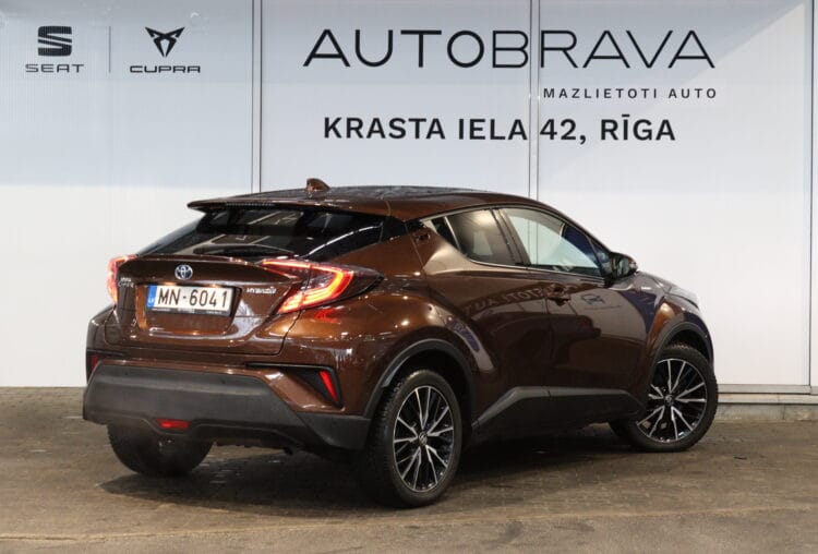Toyota C-Hr Hybrid Premium