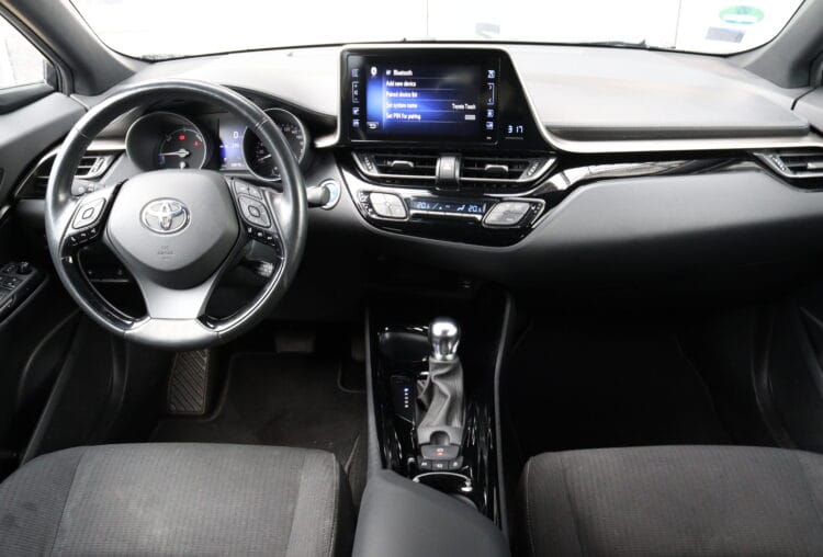Toyota C-HR Hybrid Crossover