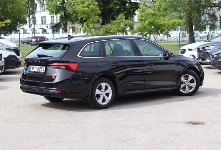 Skoda Octavia Ambition Plus