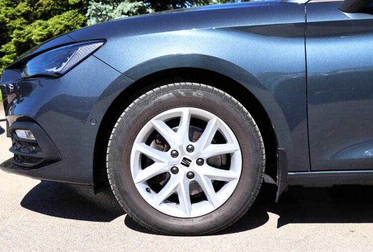 SEAT Leon HB Style