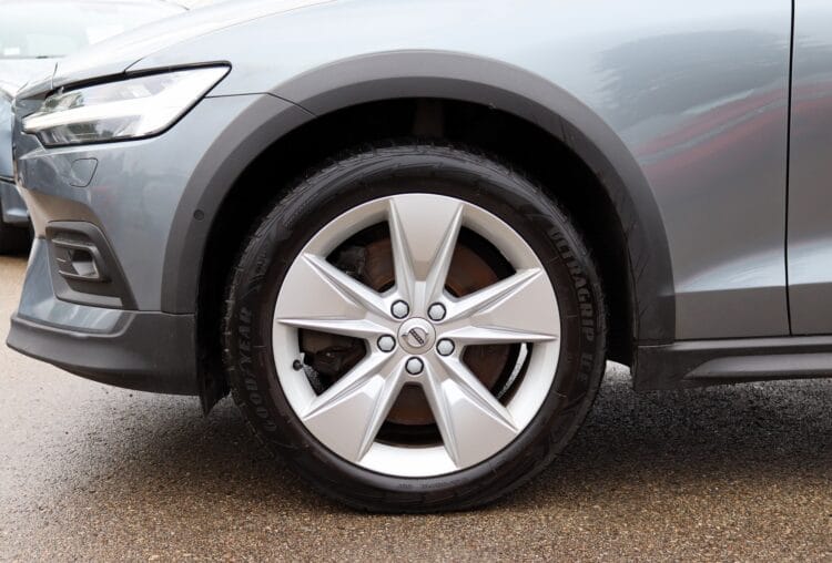 VOLVO V60 Cross Country AWD