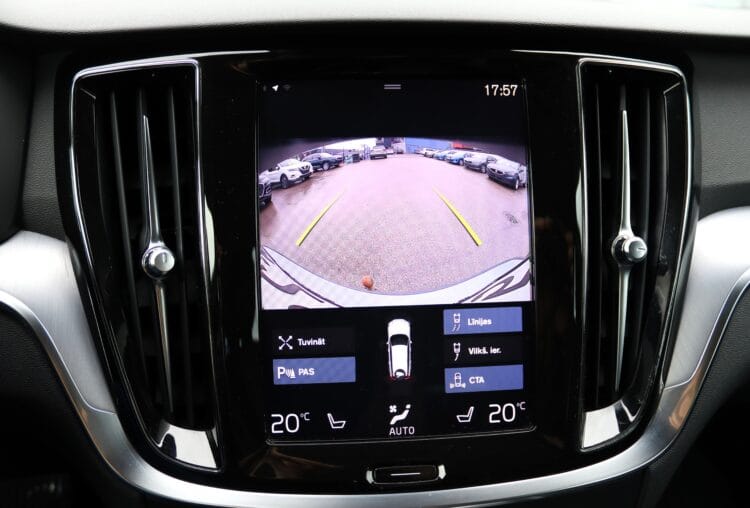 VOLVO V60 Cross Country AWD