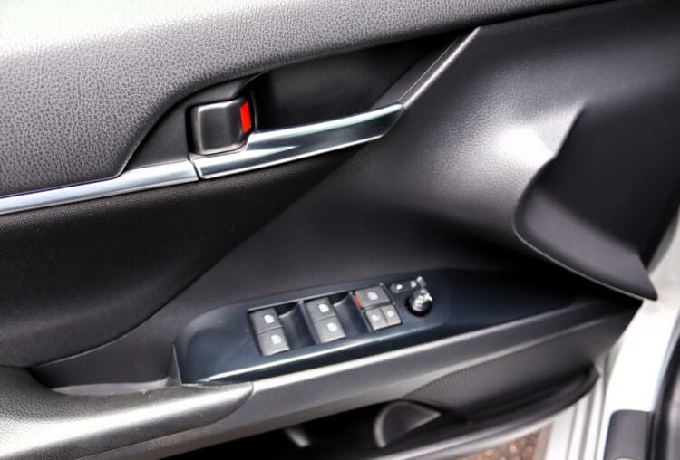 Toyota Camry Hybrid Luxury