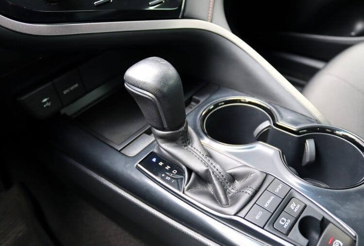 Toyota Camry Hybrid Luxury