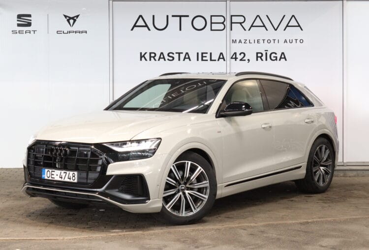 Audi Q8