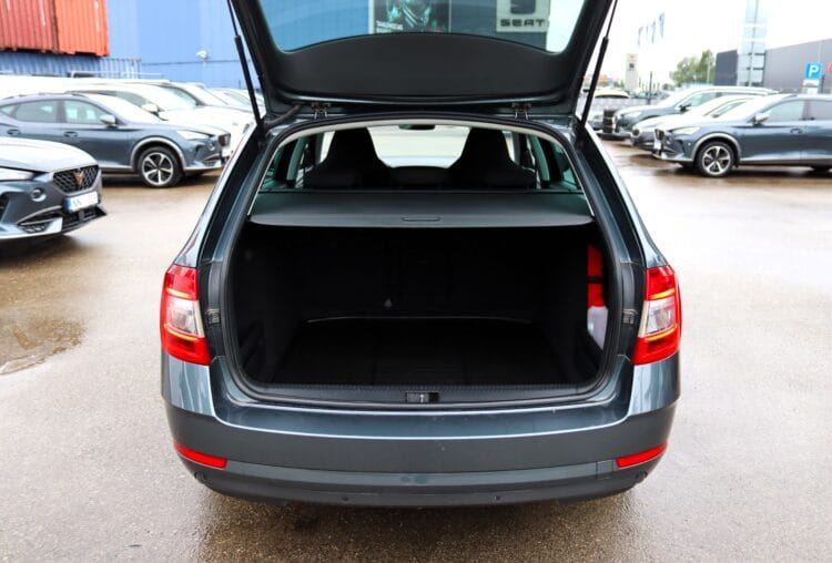 Skoda Octavia Combi Elegance