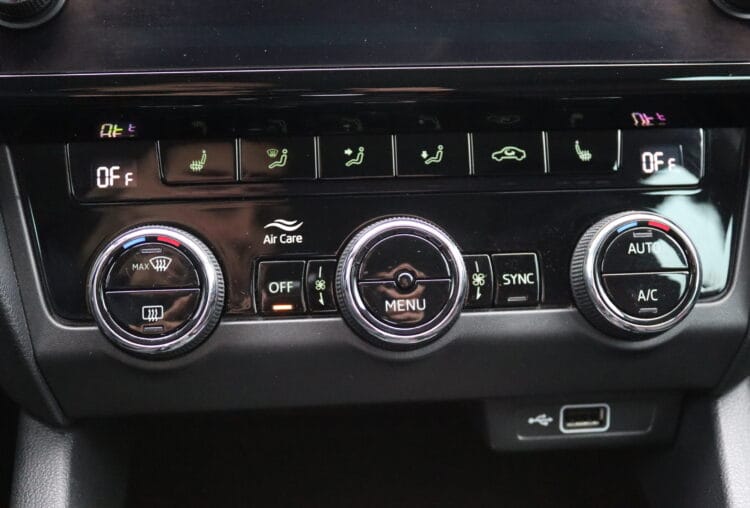 Skoda Octavia Combi Elegance