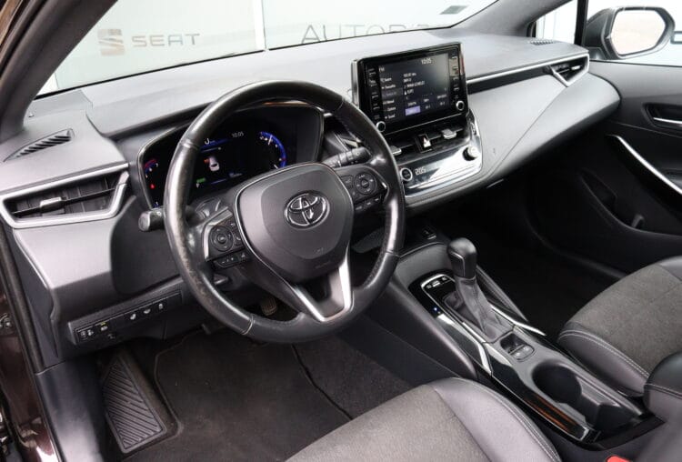 Toyota Corolla Active Plus