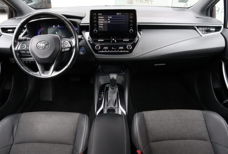 Toyota Corolla Active Plus
