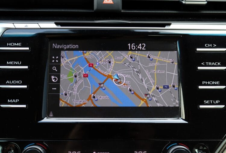 Toyota Camry Hybrid Luxury