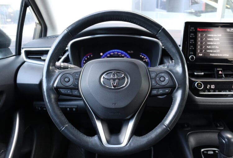 Toyota Corolla Sedan