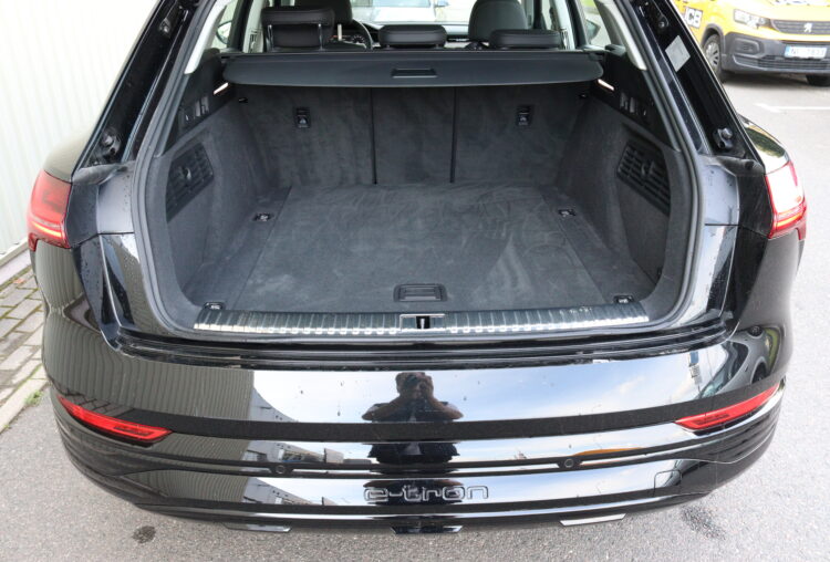 Audi Q8 E-Tron 55