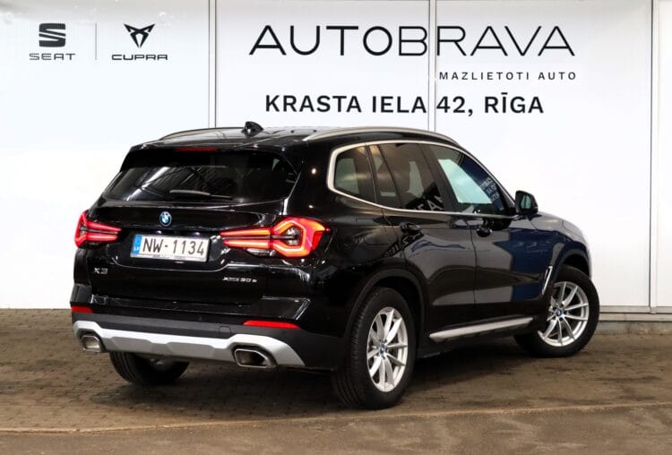 BMW X3 xDrive30E