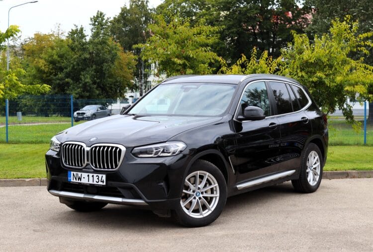 BMW X3 xDrive30E
