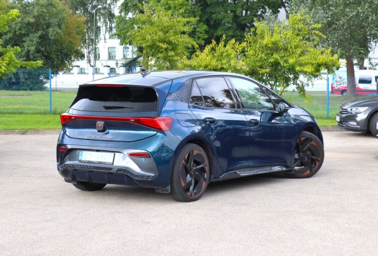 CUPRA Born e-boost