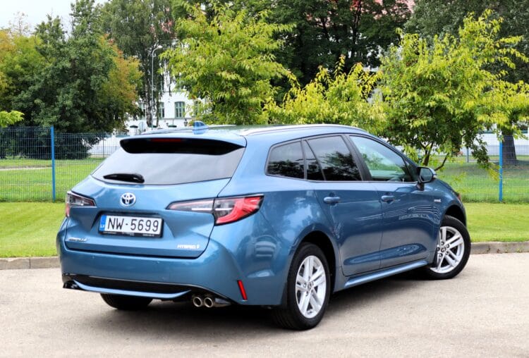 Toyota Corolla Hybrid Touring Sport