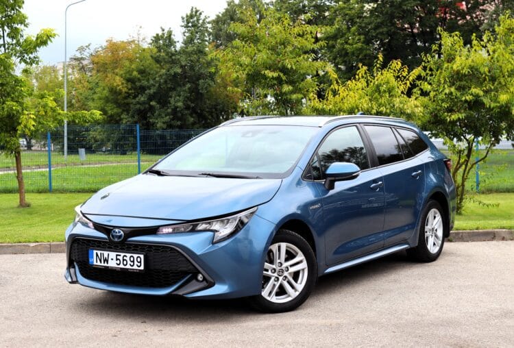 Toyota Corolla Hybrid Touring Sport