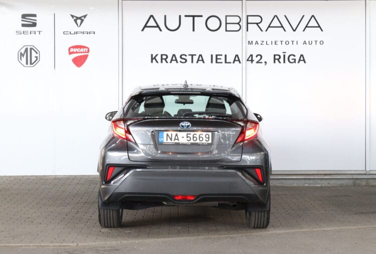Toyota C-Hr Hybrid Active