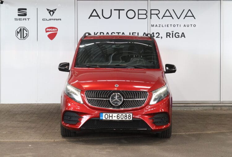 Mercedes-Benz V250