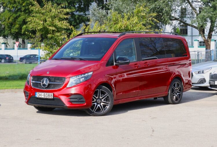 Mercedes-Benz V250