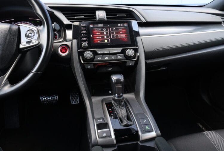 Honda Civic 5DR