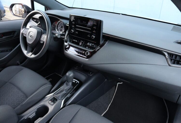 Toyota Toyota Corolla Hybrid TS