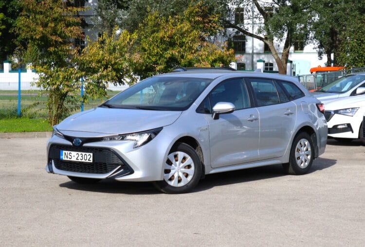 Toyota Toyota Corolla Hybrid TS