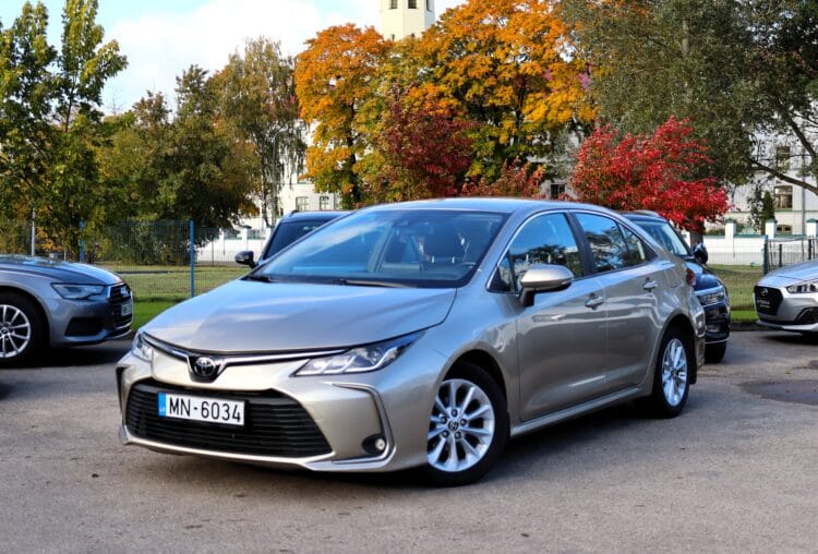 Toyota Corolla Active