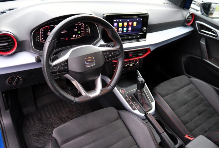 SEAT Arona FR