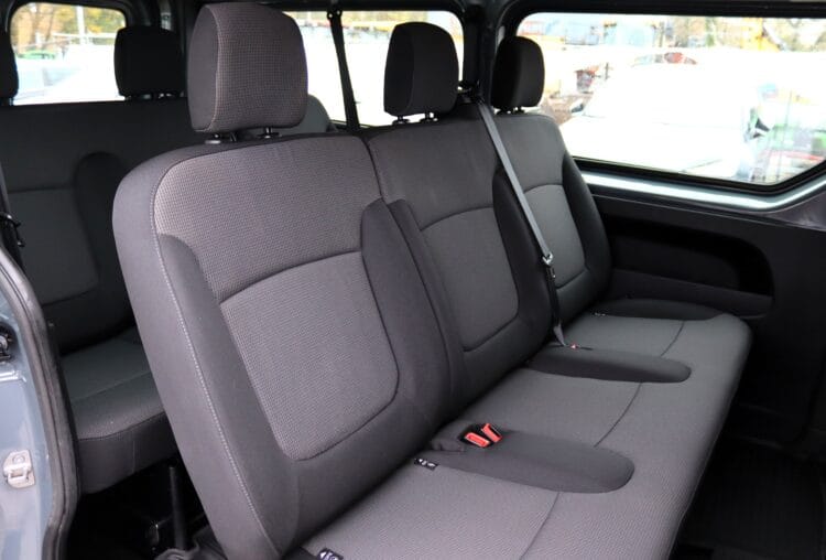 Renault Trafic Combi