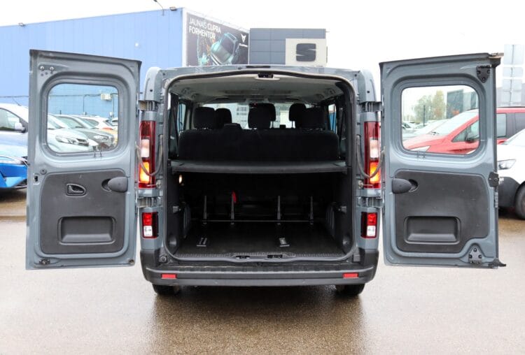 Renault Trafic Combi