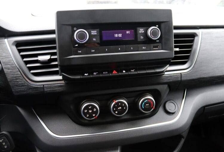 Renault Trafic Combi