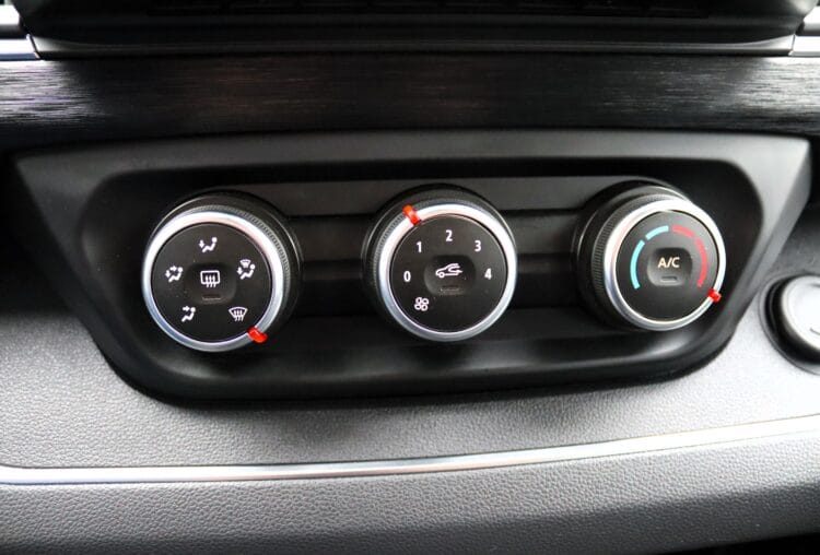 Renault Trafic Combi