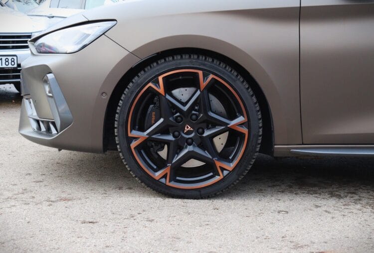 CUPRA Leon ST VZ 333