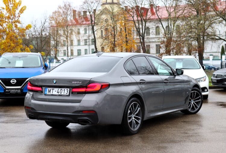 BMW 520D Sedan