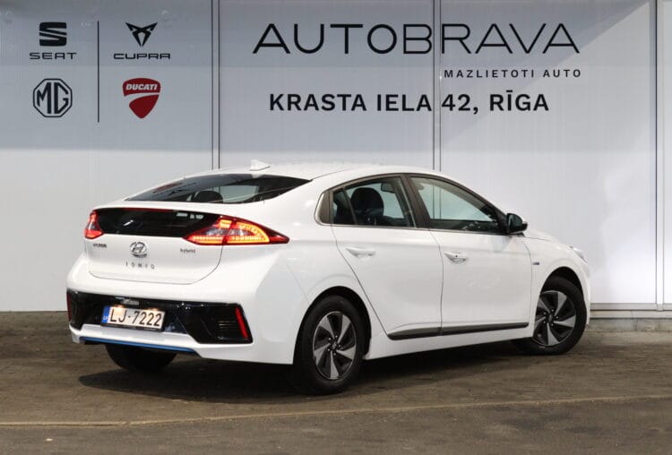 Hyundai Ioniq Hybrid