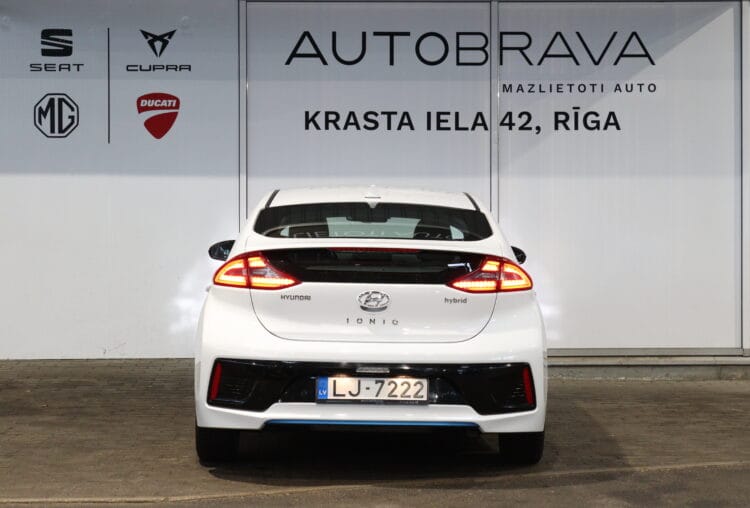 Hyundai Ioniq Hybrid