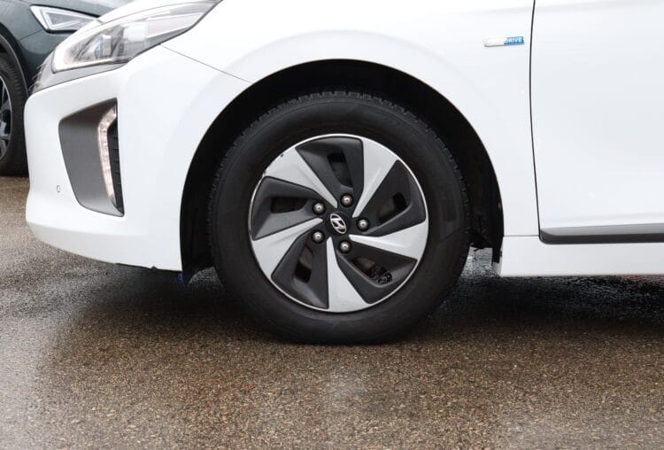 Hyundai Ioniq Hybrid