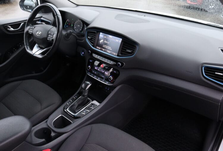 Hyundai Ioniq Hybrid