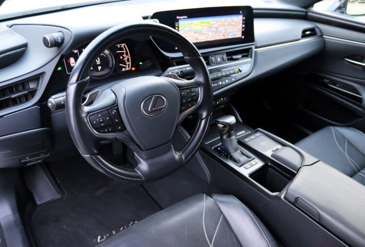 LEXUS ES 300H