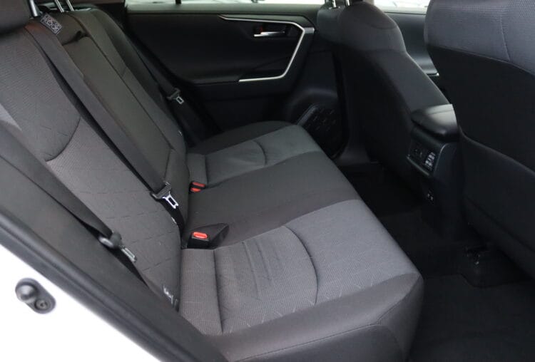 Toyota Rav4 Luxury FWD