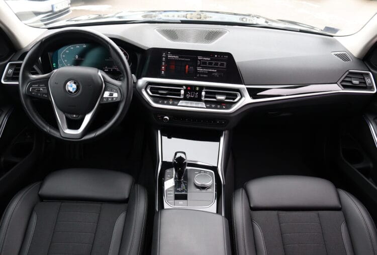 BMW 318i